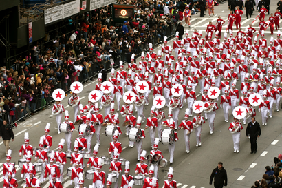 5 Festive Holiday Parades for Marching Bands Banner Image